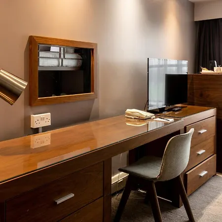 Sandman Signature London Gatwick Hotel-3