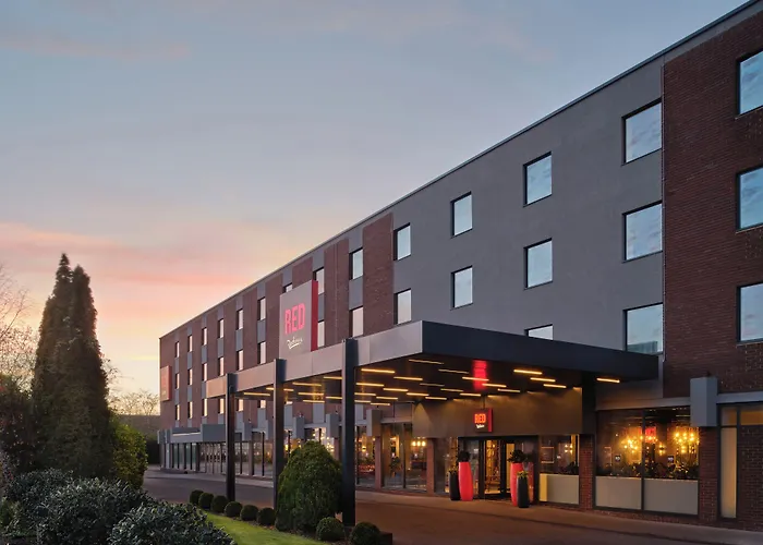 Radisson Red London Gatwick Airport Hotel Crawley 
