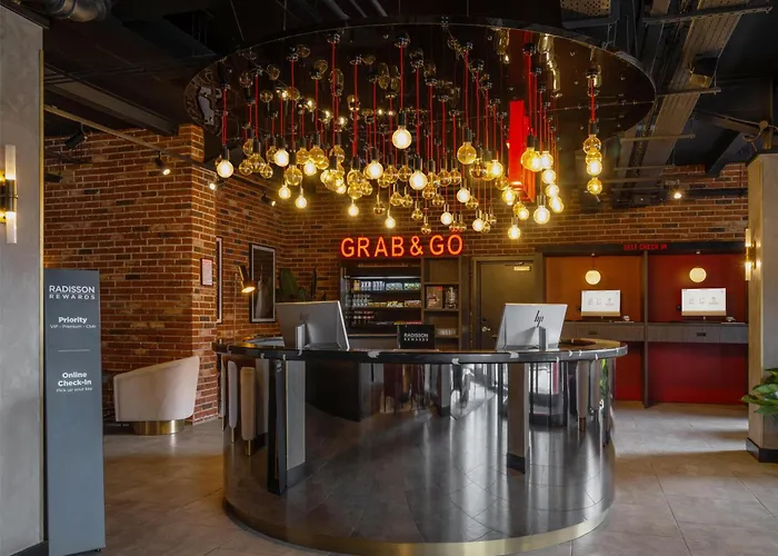 Hotel Radisson Red London Gatwick Airport à Crawley 